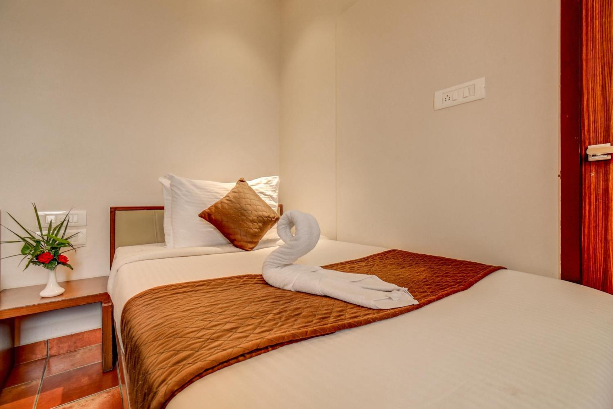 Hotel J N Stay Mysore - 12 Minutes To Mysore Palace מראה חיצוני תמונה