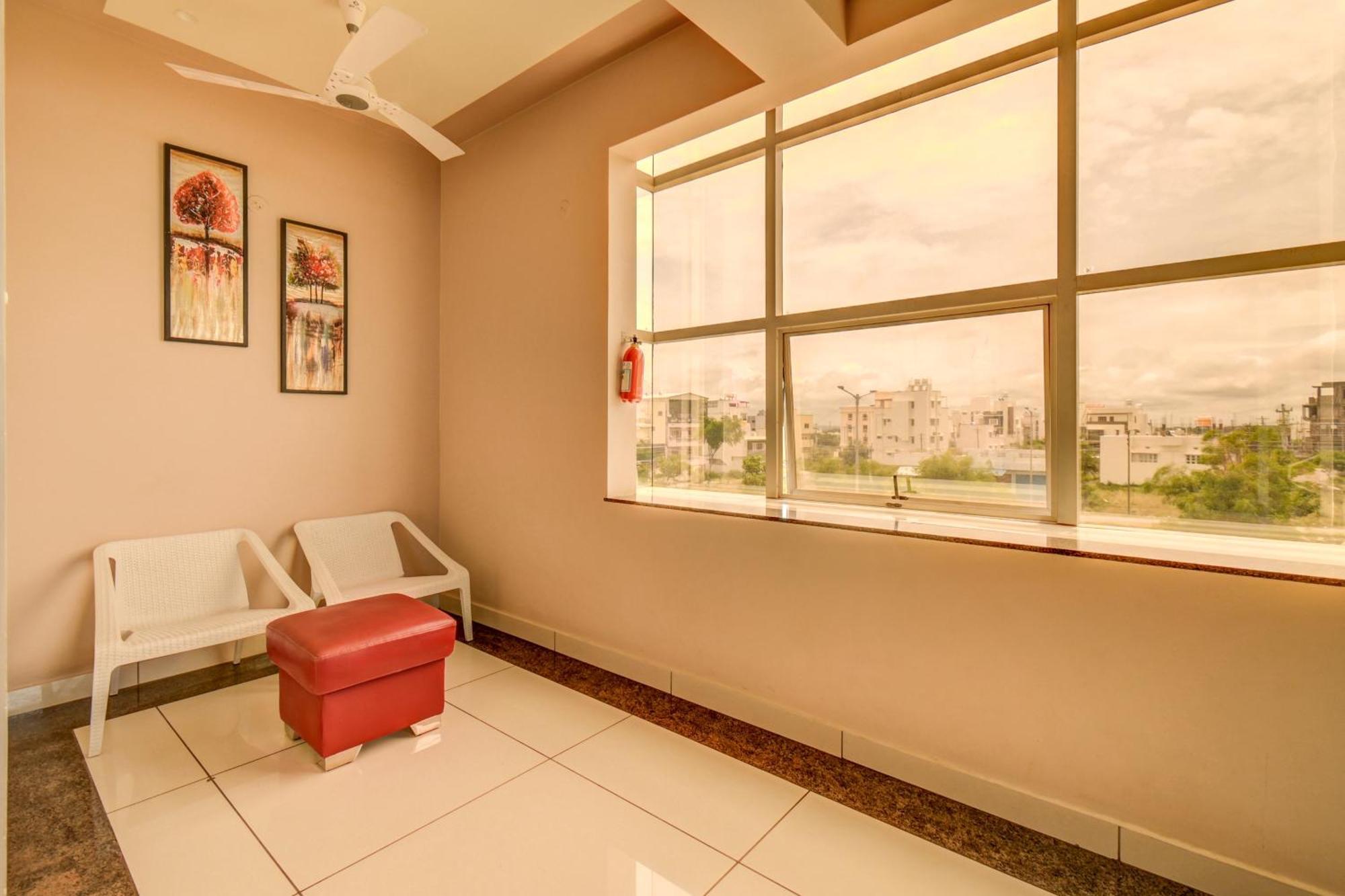 Hotel J N Stay Mysore - 12 Minutes To Mysore Palace מראה חיצוני תמונה