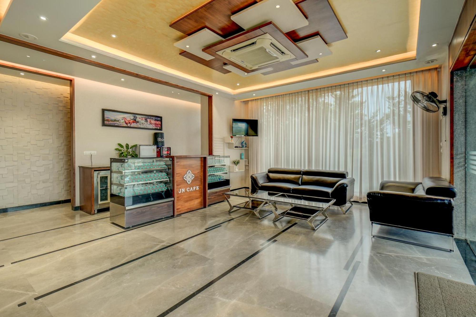 Hotel J N Stay Mysore - 12 Minutes To Mysore Palace מראה חיצוני תמונה
